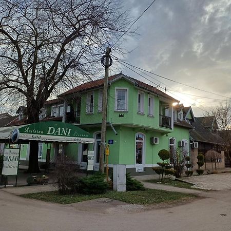 Hotel Eco Rural Tourism Association Skorenovac Zewnętrze zdjęcie